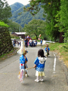 子供みこし・練り歩き