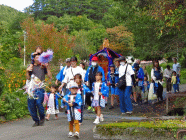 子供みこし・練り歩き