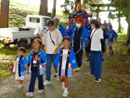 子供みこし・練り歩き